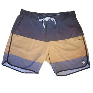 Vuori Board Shorts Swim Trunks Mens 36 Color Block Pocket